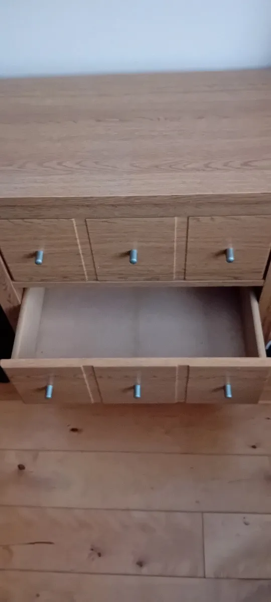 Chest of drawers - Image 2