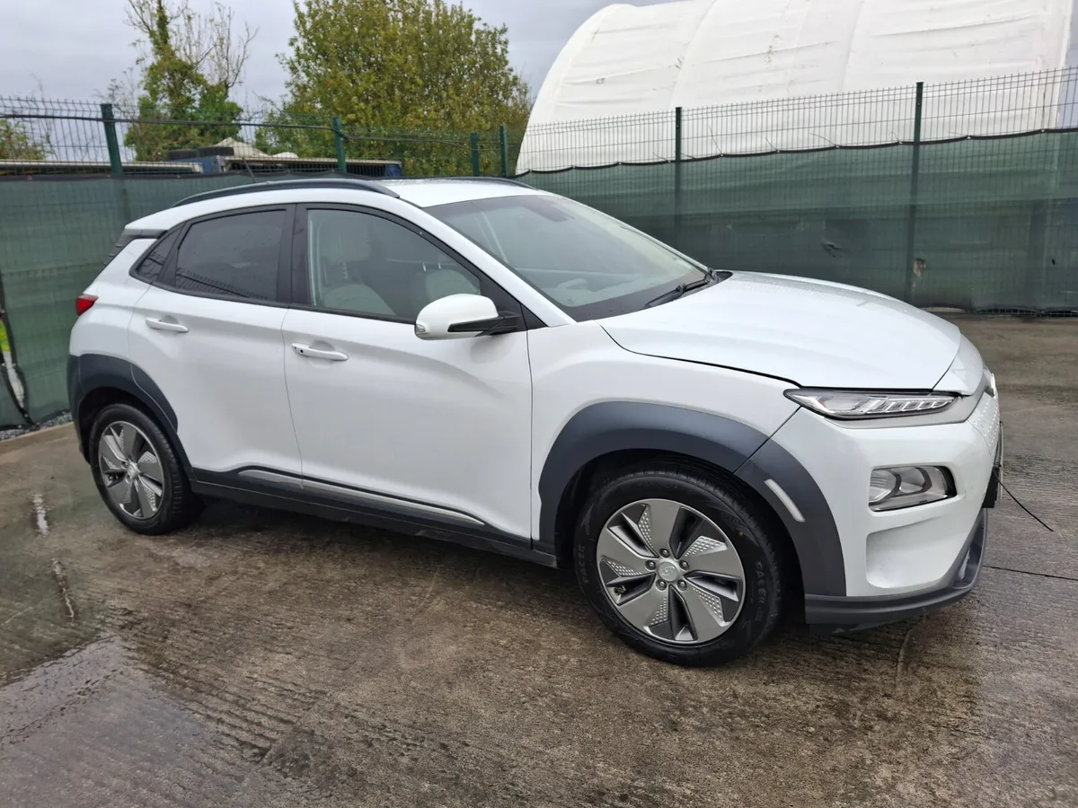 192 Hyundai kona ev ..drive away - Image 2