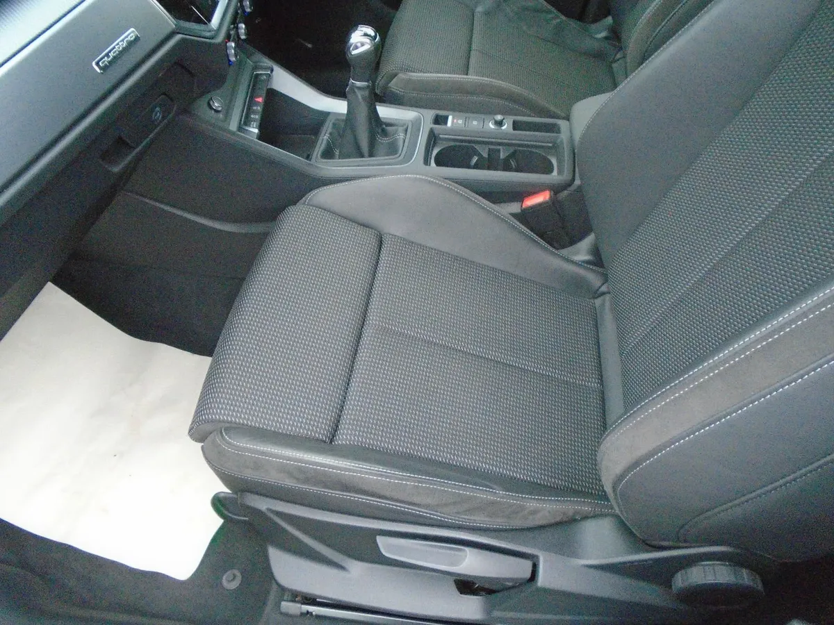 2020 Audi Q3 2.0 TDI S-LINE 35 QUATTRO. - Image 4