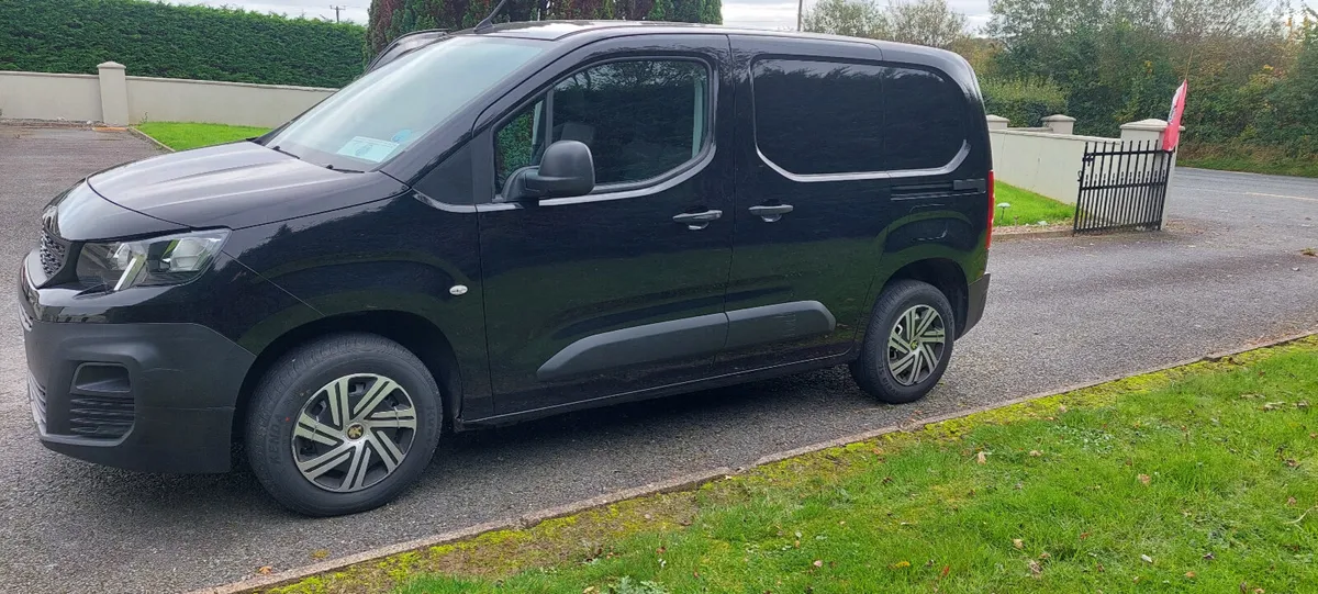 Peugeot Partner 2021 - Image 2