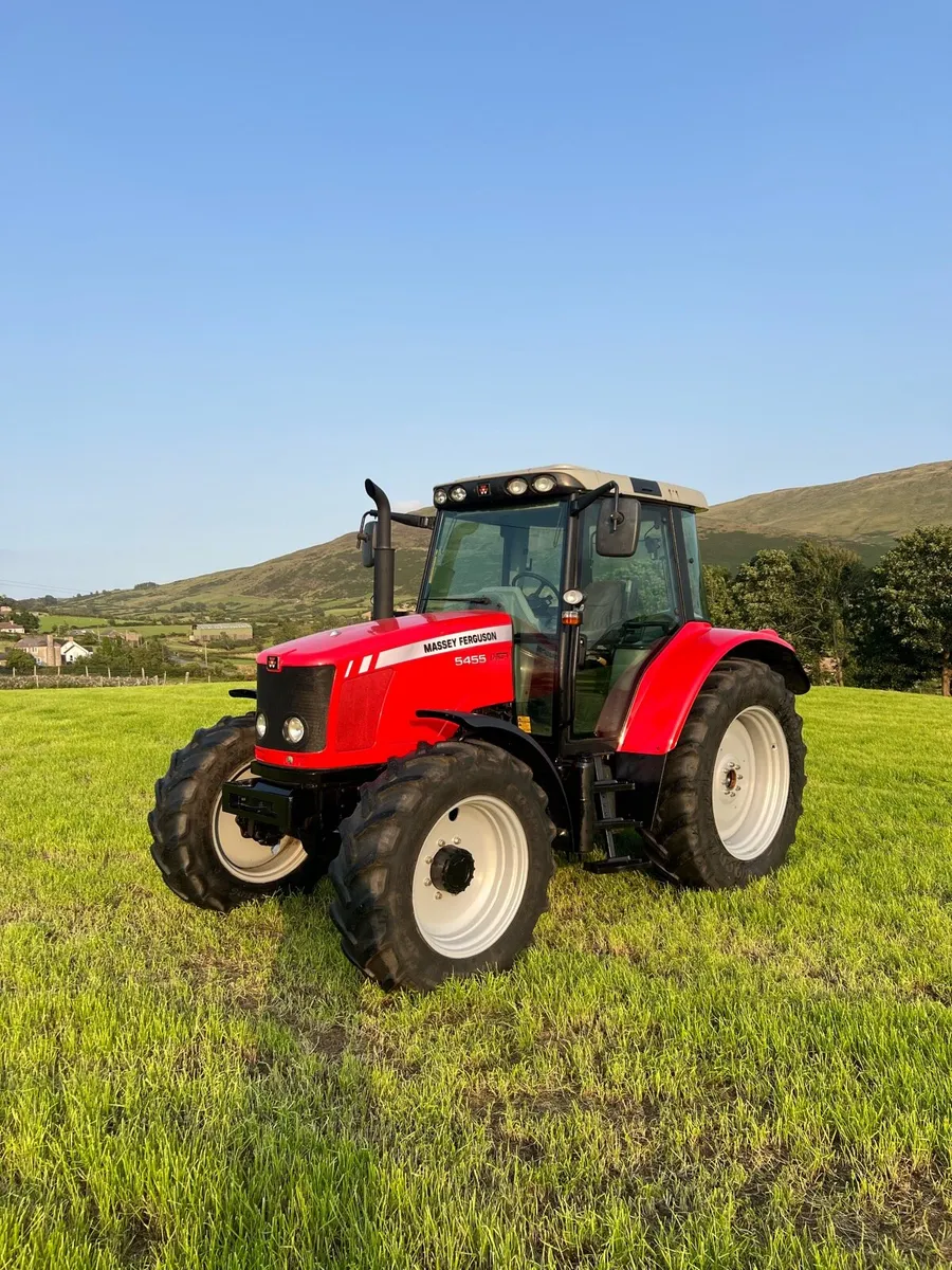 2008 Massey Ferguson MF 5455 Dyna-4 4 cylinder - Image 3