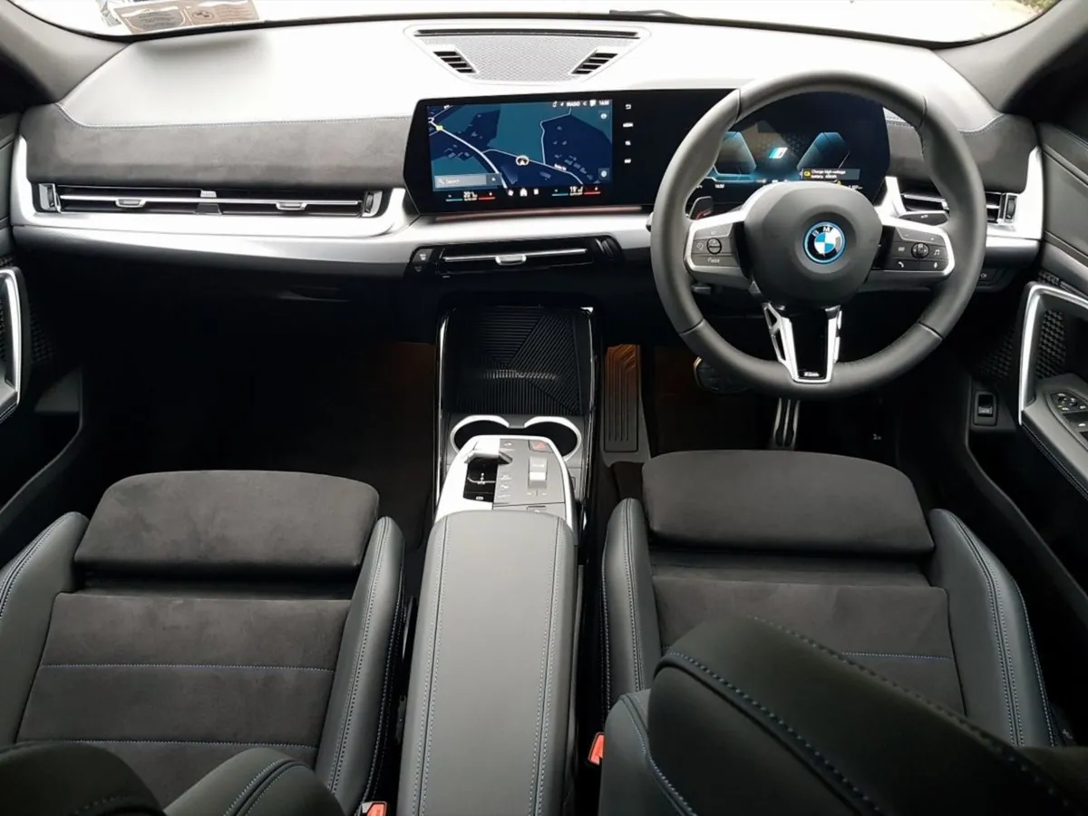 BMW iX2 Edrive20 M Sport - Image 4