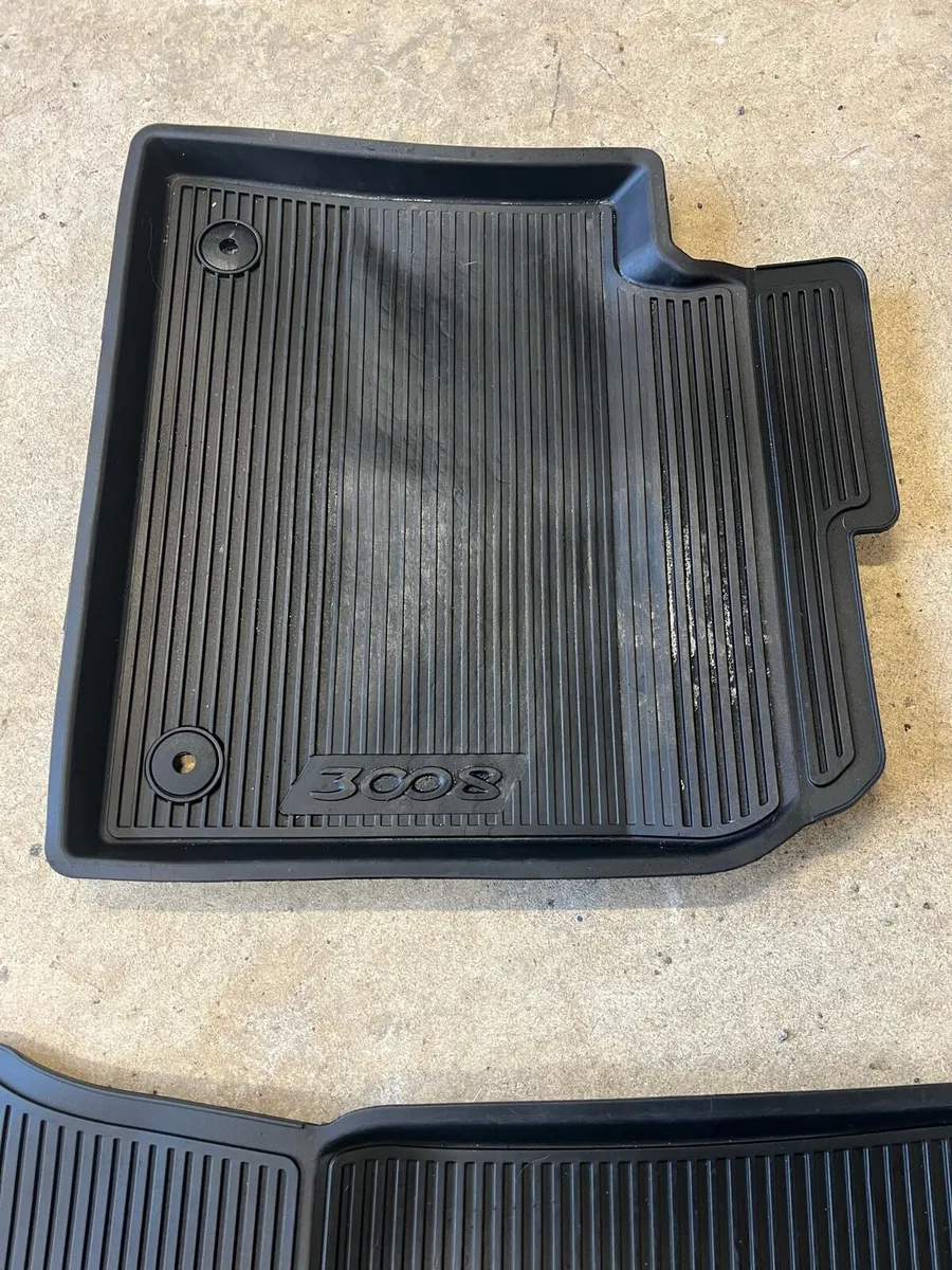 Genuine Peugeot car mats plus one alloy wheel - Image 3
