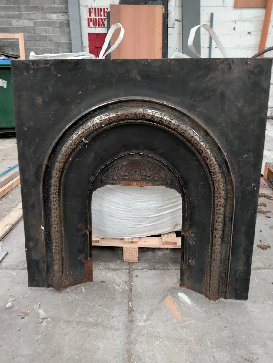 Cast Iorn Fireplace