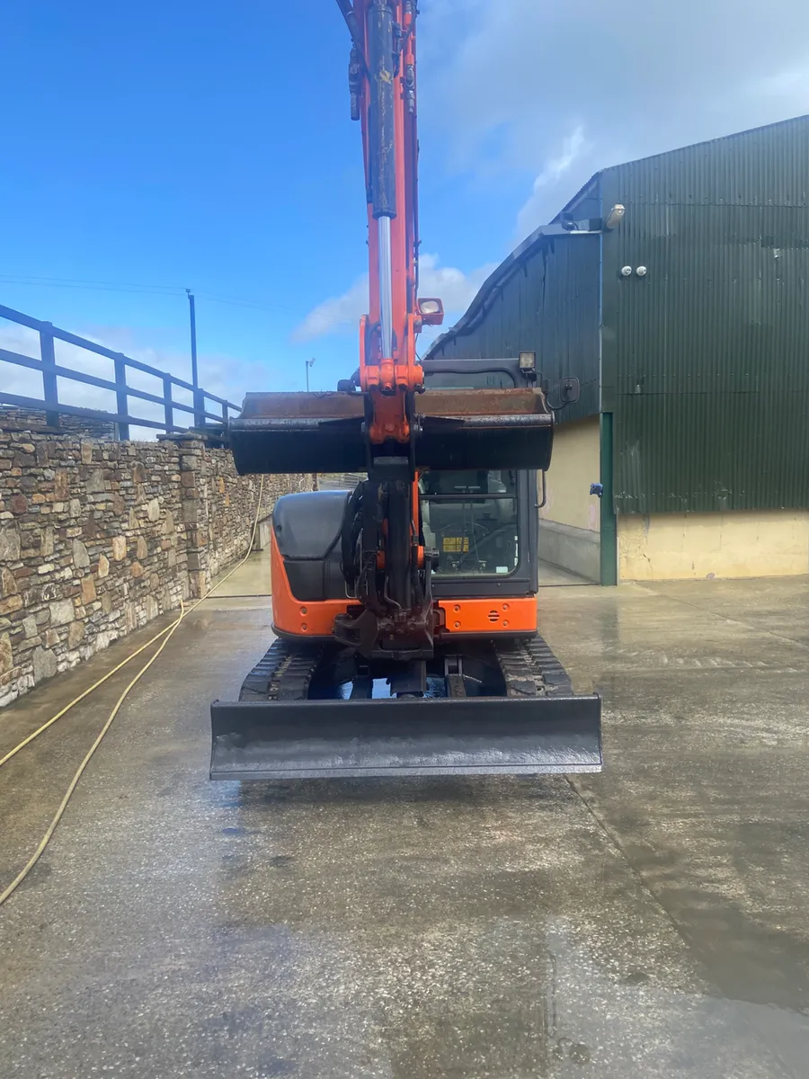 Hitachi Zaxis 65USB - Image 4