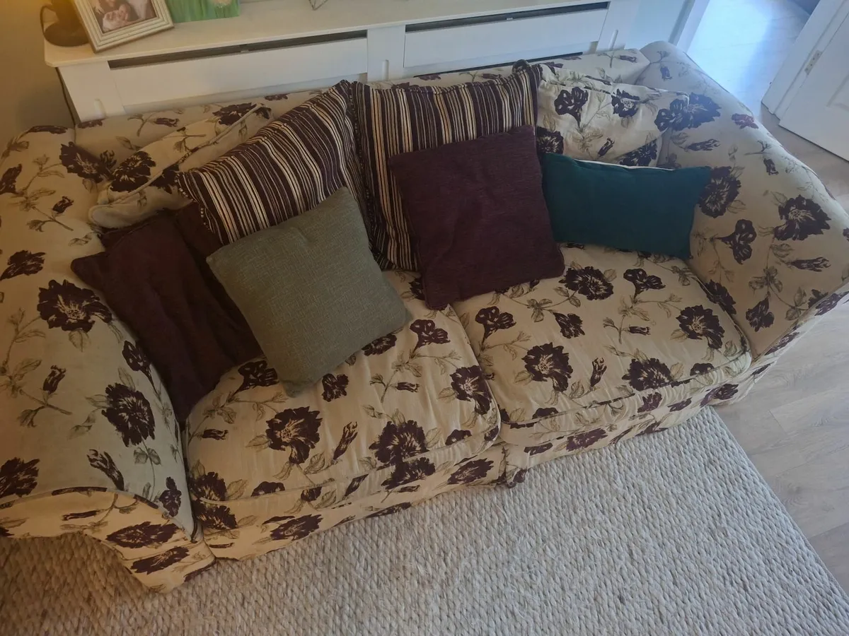 Couch, chair and footstool - Image 4