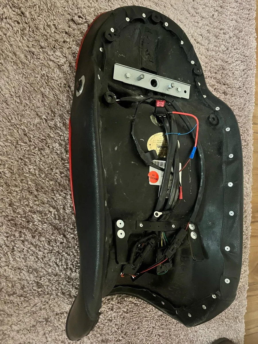 BMW 1150 GSA Corbin heated seat. - Image 4