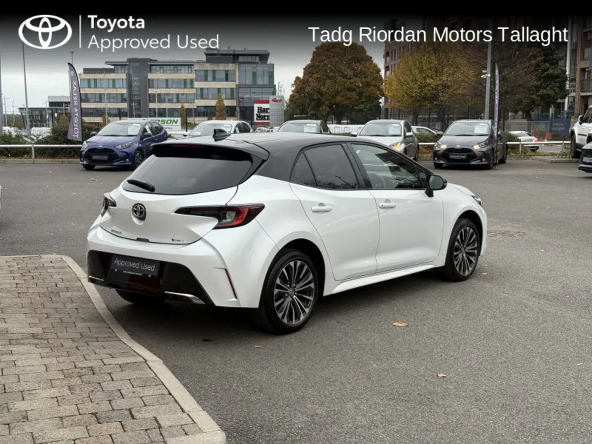 Toyota Corolla HB LUNA SPORT - Image 2