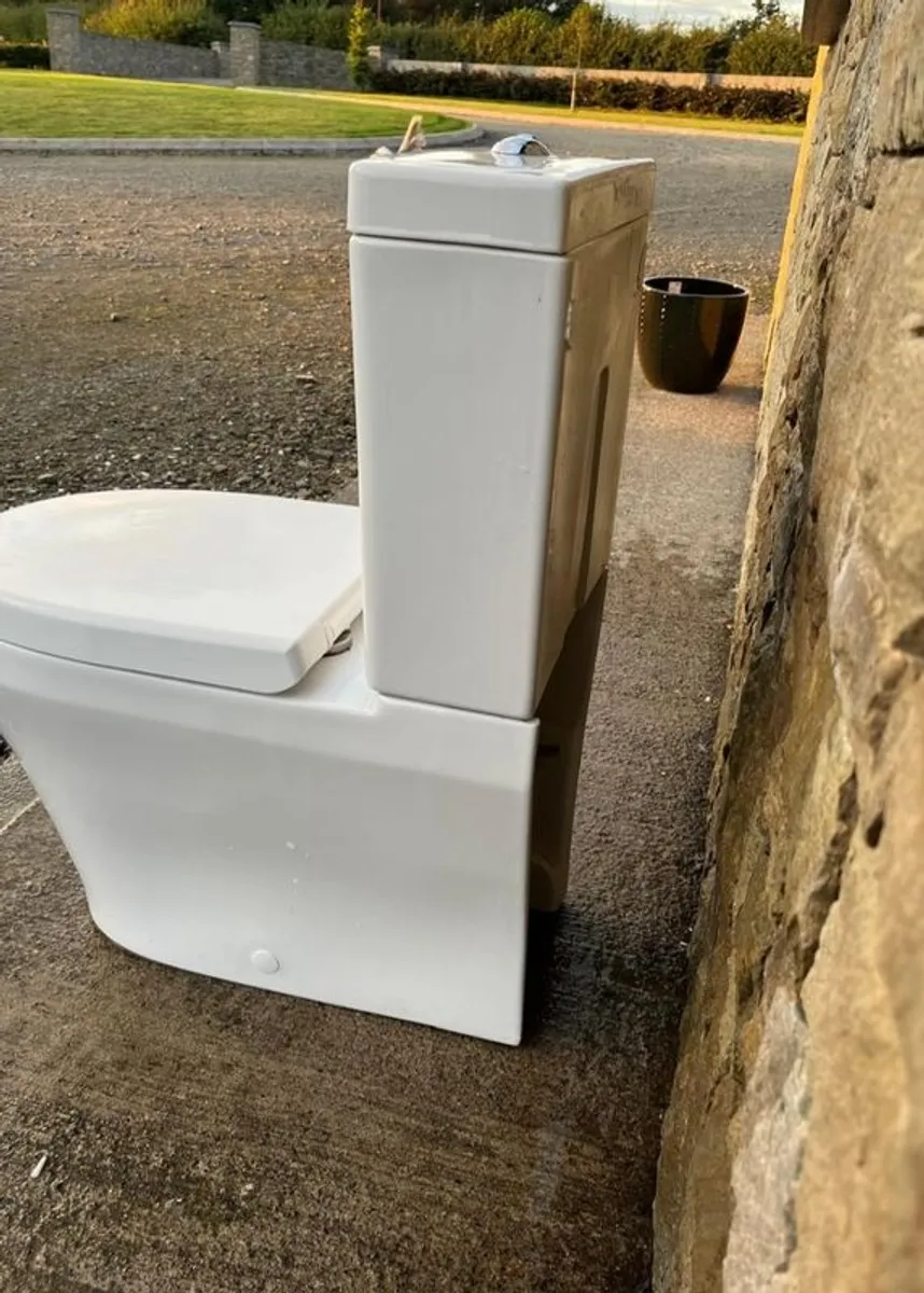 Toilet - Image 1