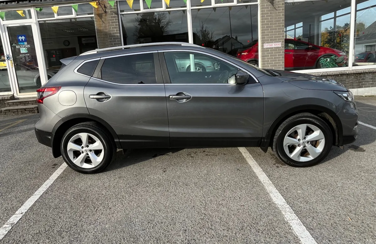Nissan Qashqai 1.5 DCI SV - Image 2