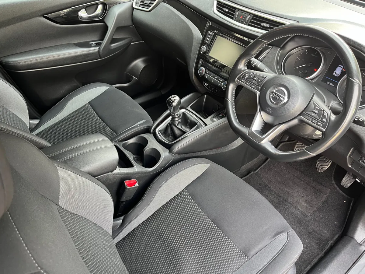 Nissan Qashqai 1.5 DCI SV - Image 4