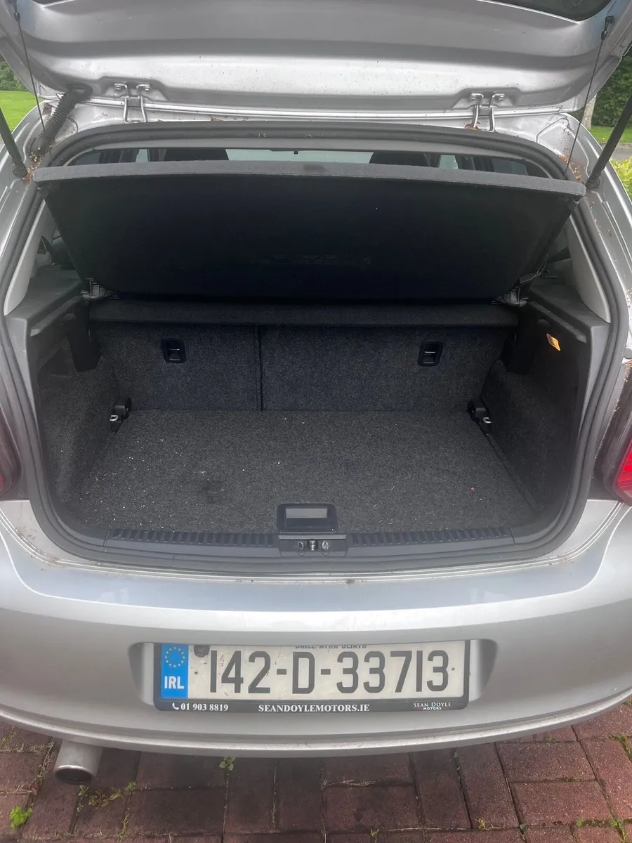 VW POLO 2014 low mileage - Image 4
