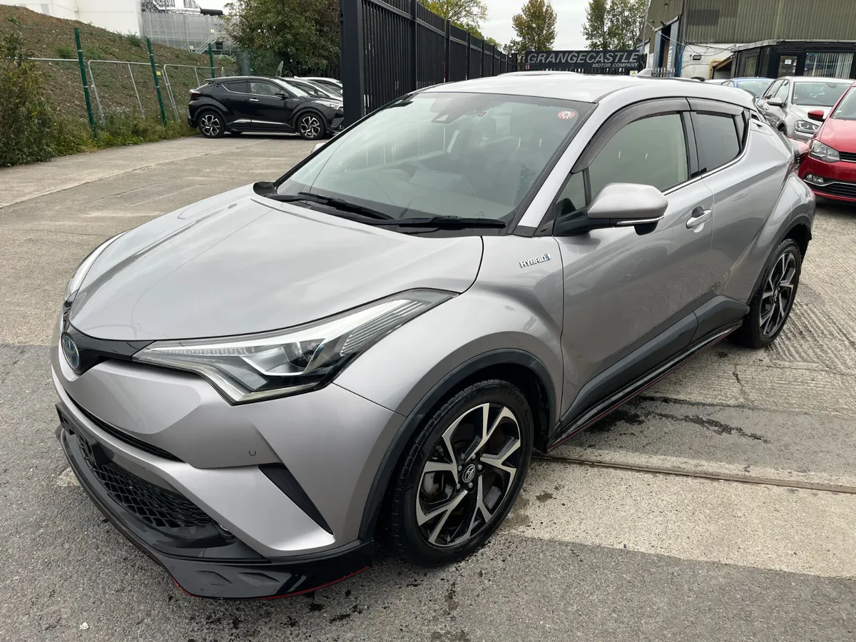 TOYOTA C-HR 2018, 1.8 HYBRID AUTO HIGH SPEC - Image 3