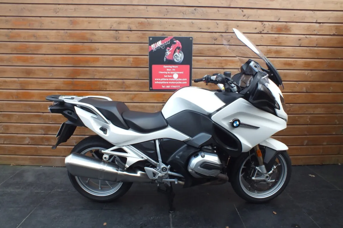 2017 BMW R1200 RT (Superb & Low Miles) - Image 3