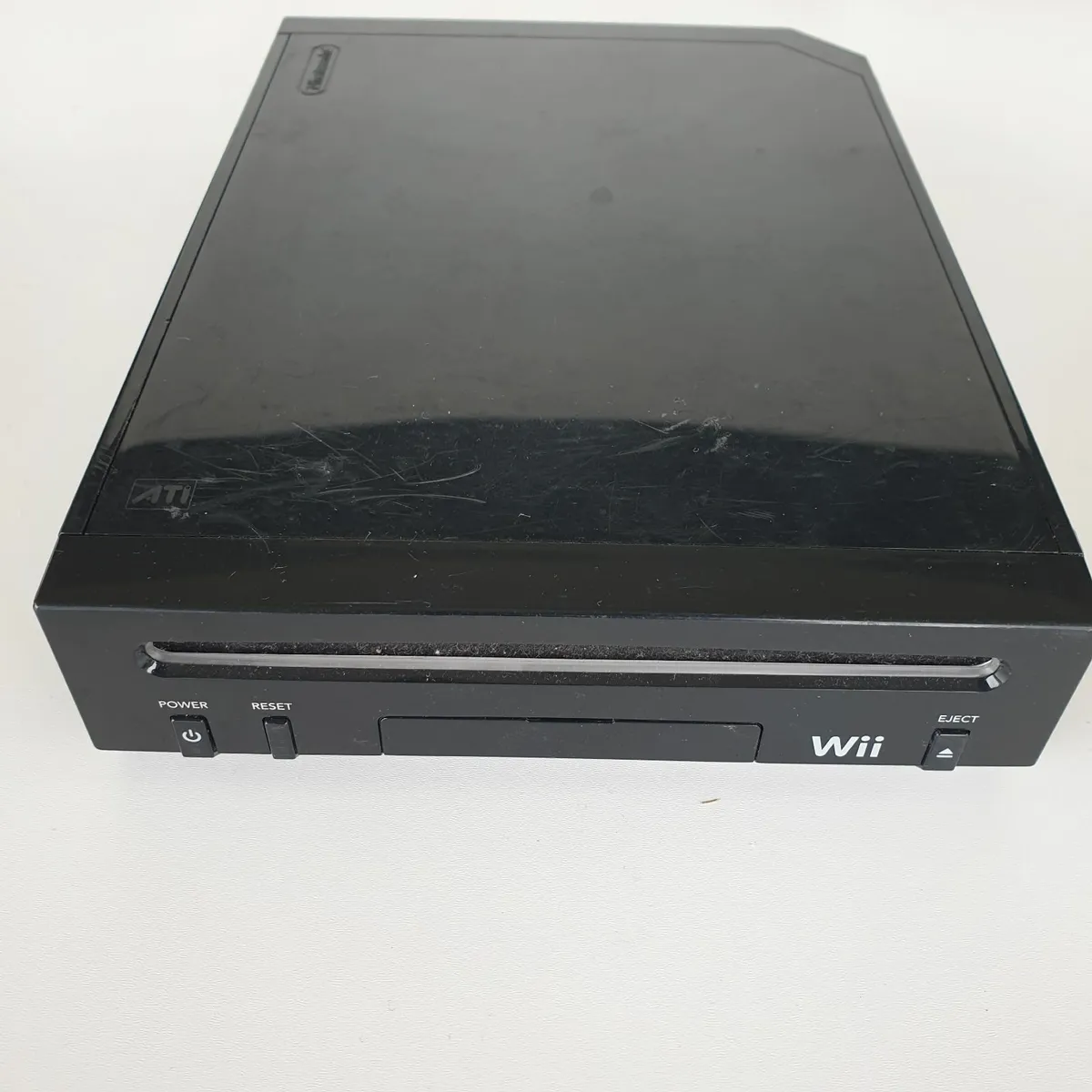 Nintendo Wii console accessories and games - Image 2