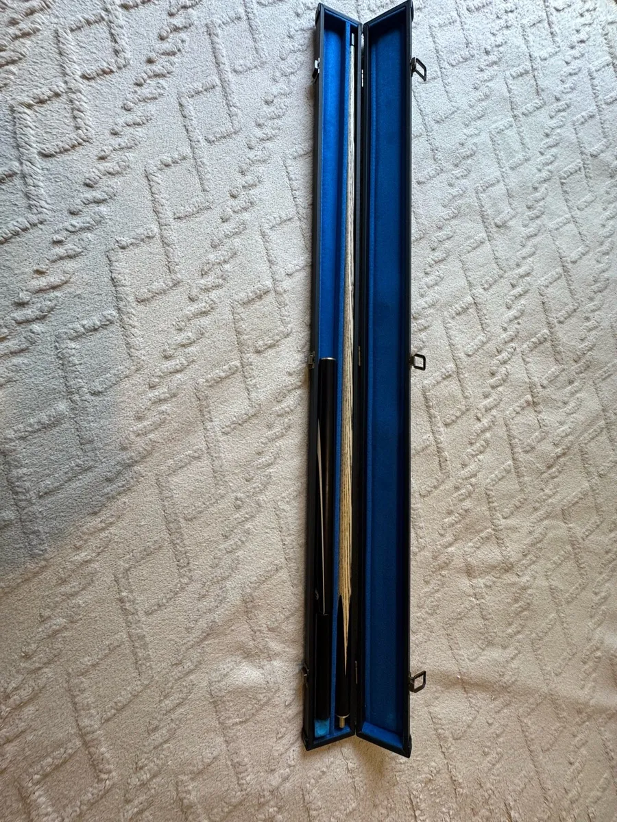 Snooker cue with Hardcase - Image 2