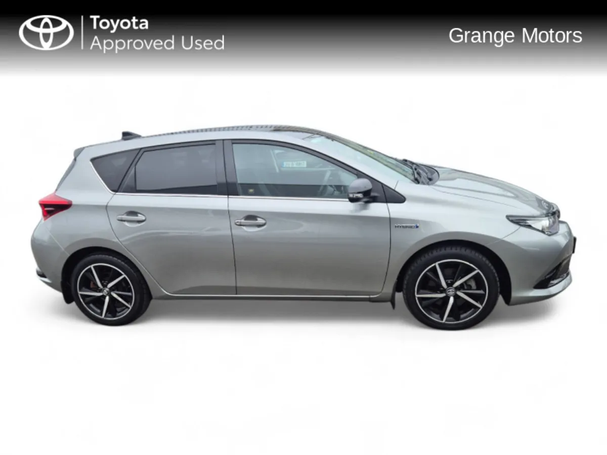 Toyota Auris HYBRID LUNA SPORT 5DR**LOW MILEAGE** - Image 4