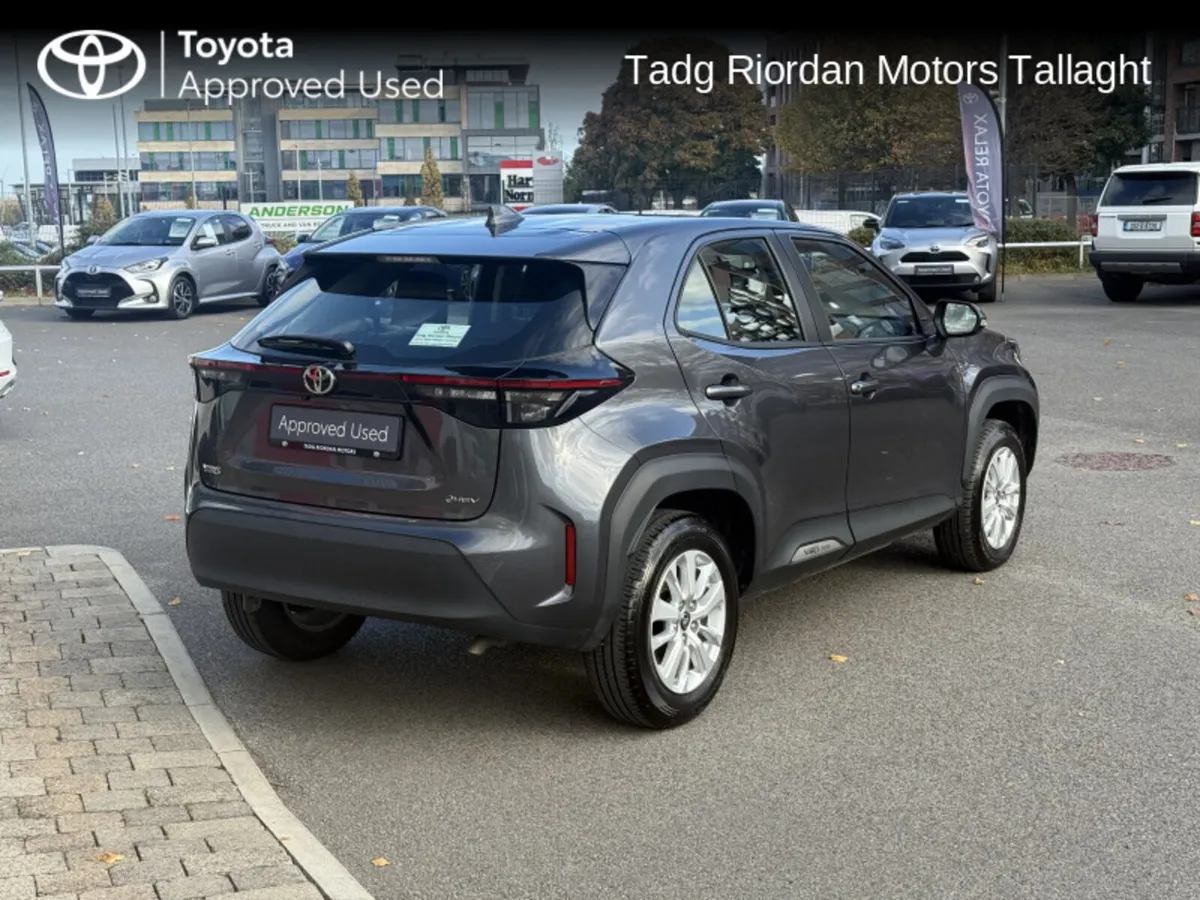 Toyota Yaris Cross LUNA - Image 2