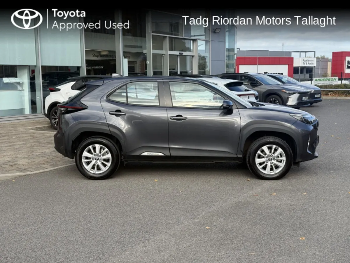 Toyota Yaris Cross LUNA - Image 3