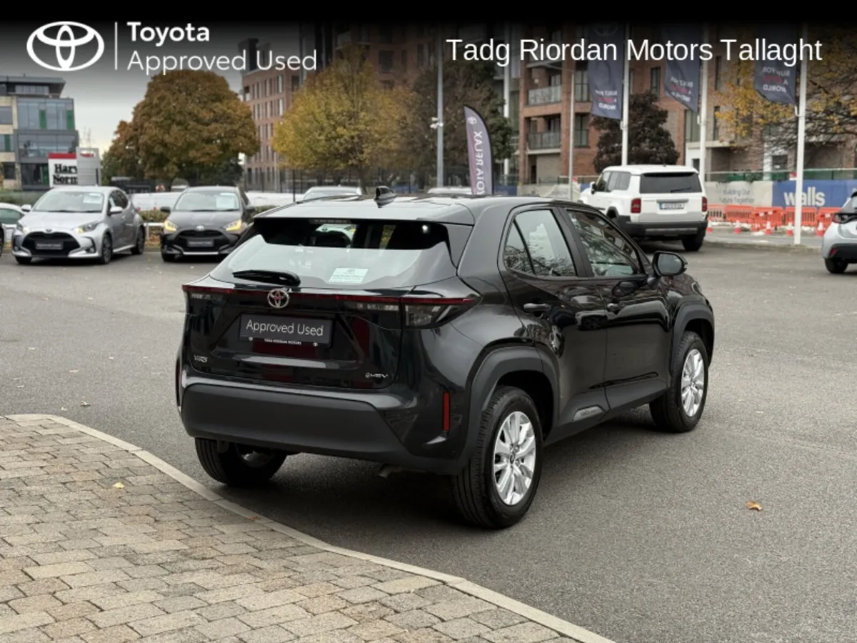 Toyota Yaris Cross LUNA - Image 2