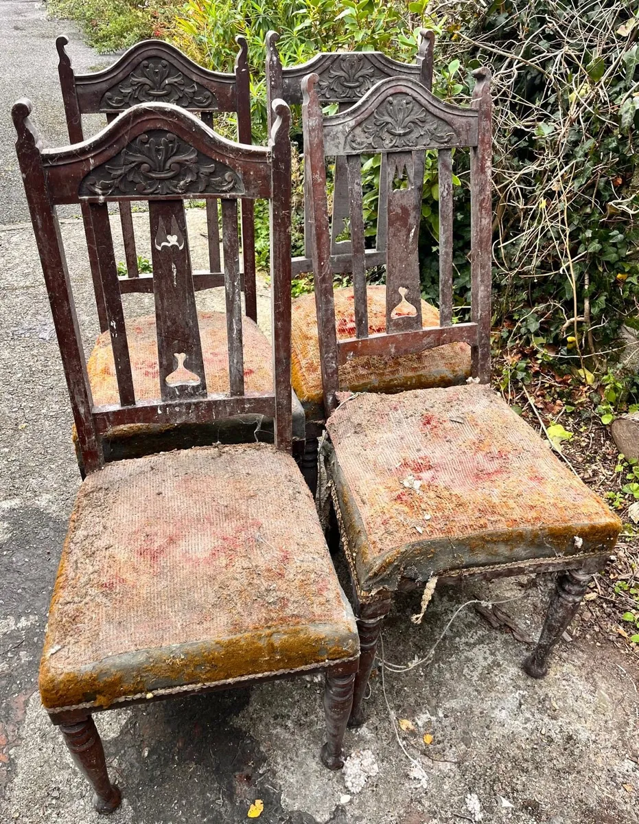 4 Antique chairs - Image 1