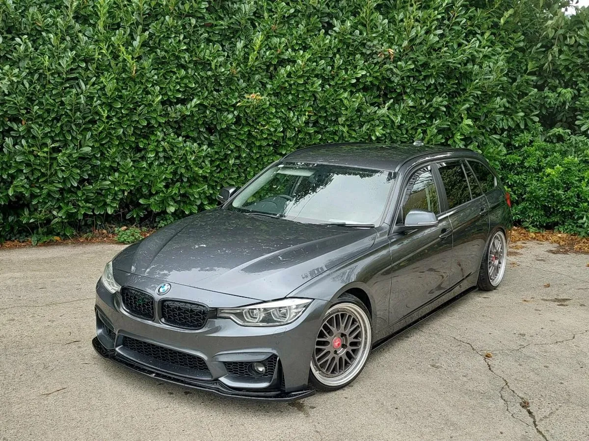 2018 BMW 318D SPORT TOURER BAGGED - Image 1