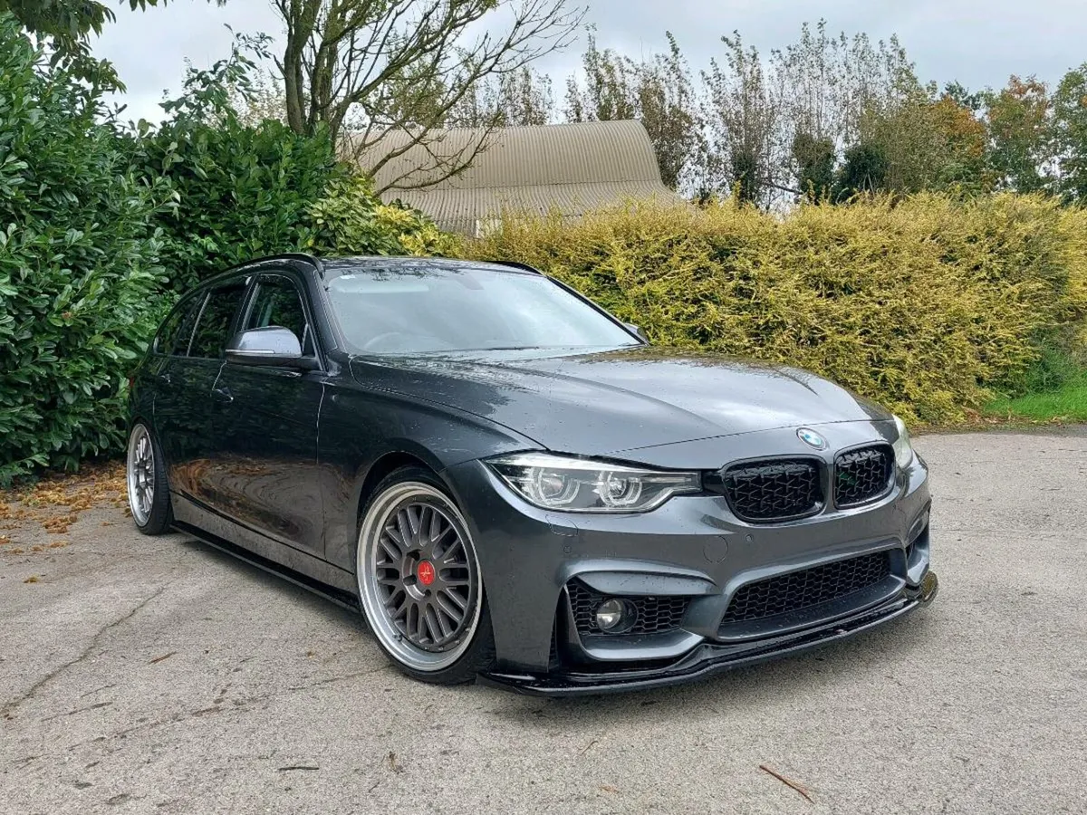2018 BMW 318D SPORT TOURER BAGGED - Image 3