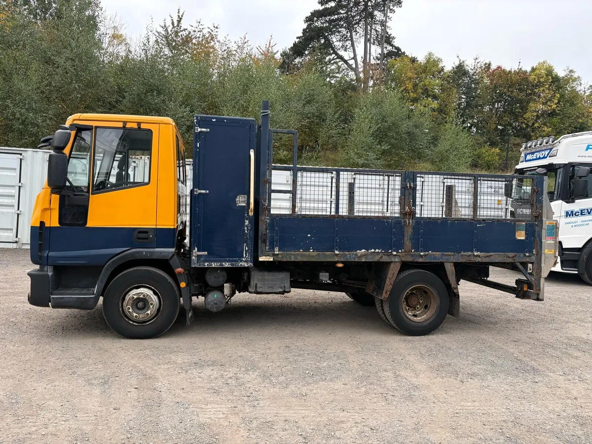 2011 Iveco 75E16 4x2 Dropside Tipper Lorry - Image 4