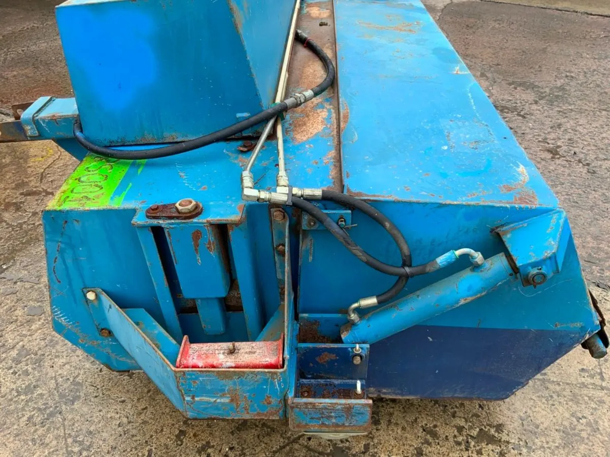 2016 CONQUIP ROAD SWEEPER COLLECTOR....4156. - Image 4