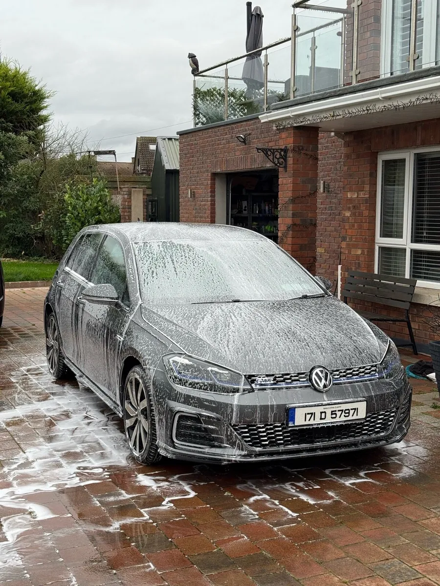 Volkswagen Golf GTE advance 2017 - Image 4