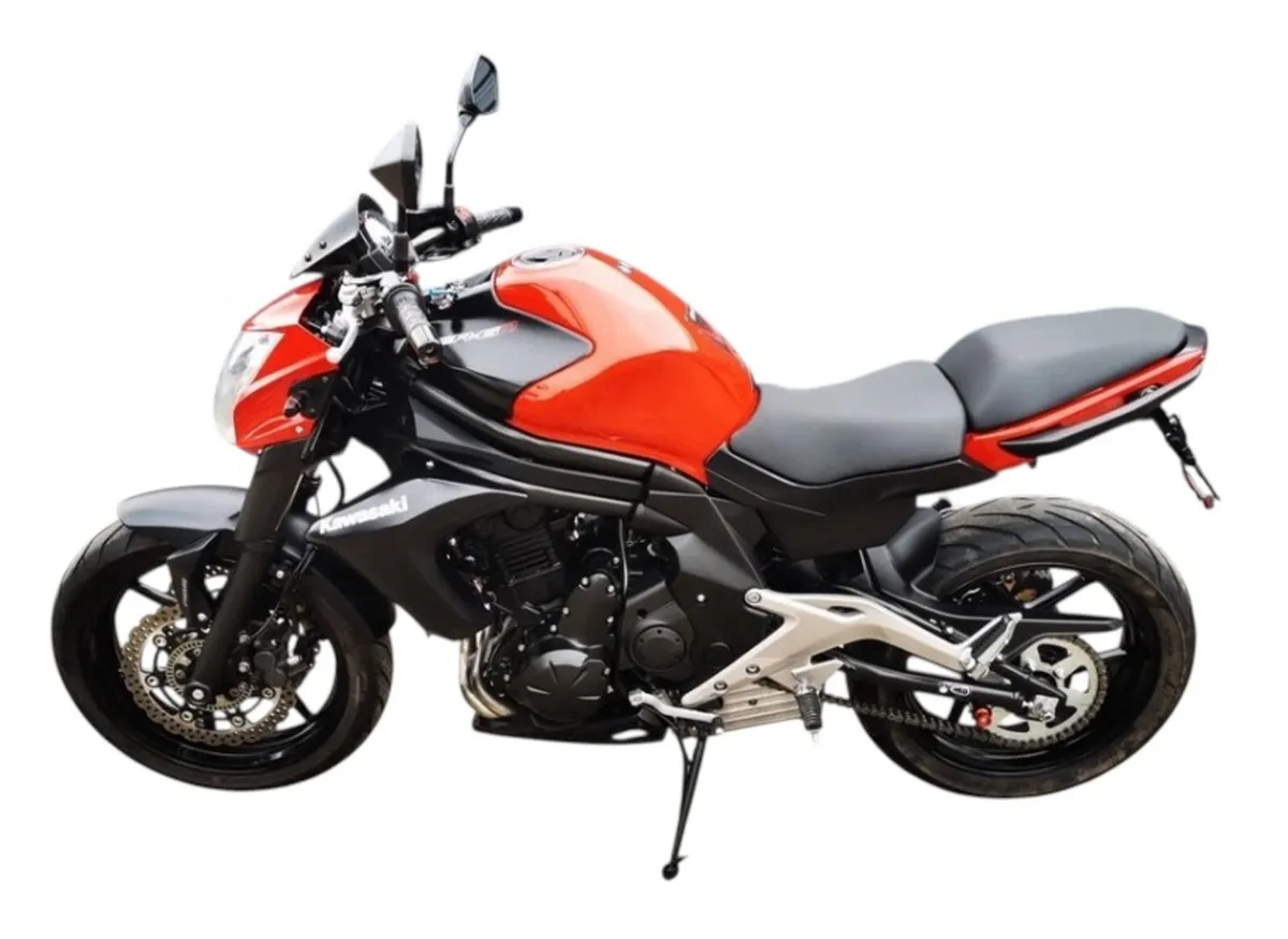 Kawasaki ER6N - Image 4