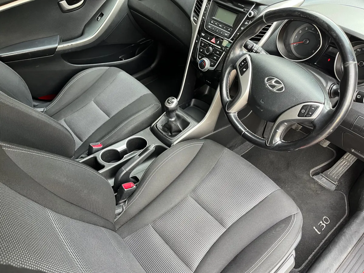 Hyundai i30 1.4 Classic - Image 4