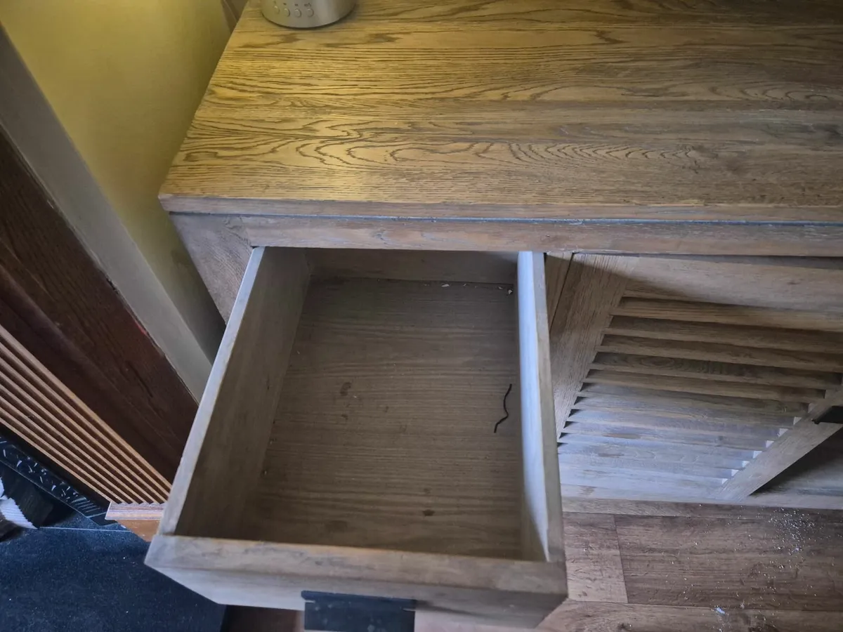 Sideboard - Image 3