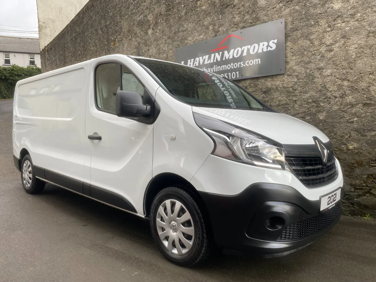 Sept 2021 Renault Traffic LWB Business DCi 145 - Image 2