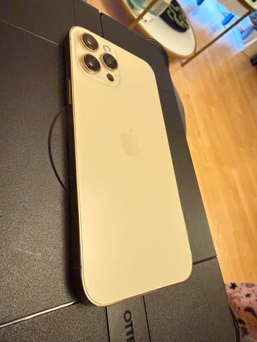 Iphone 12 Pro Max -256GB -  Scratch free - Image 1