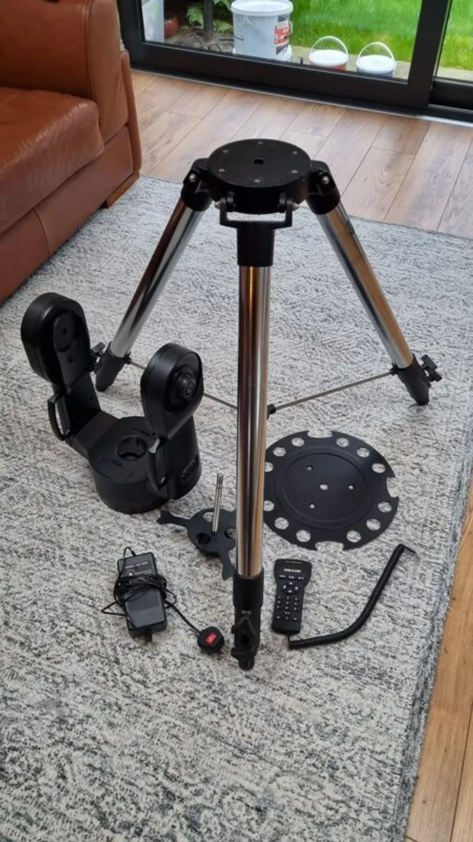Meade LX90/200 Mount with tripod. - Image 3