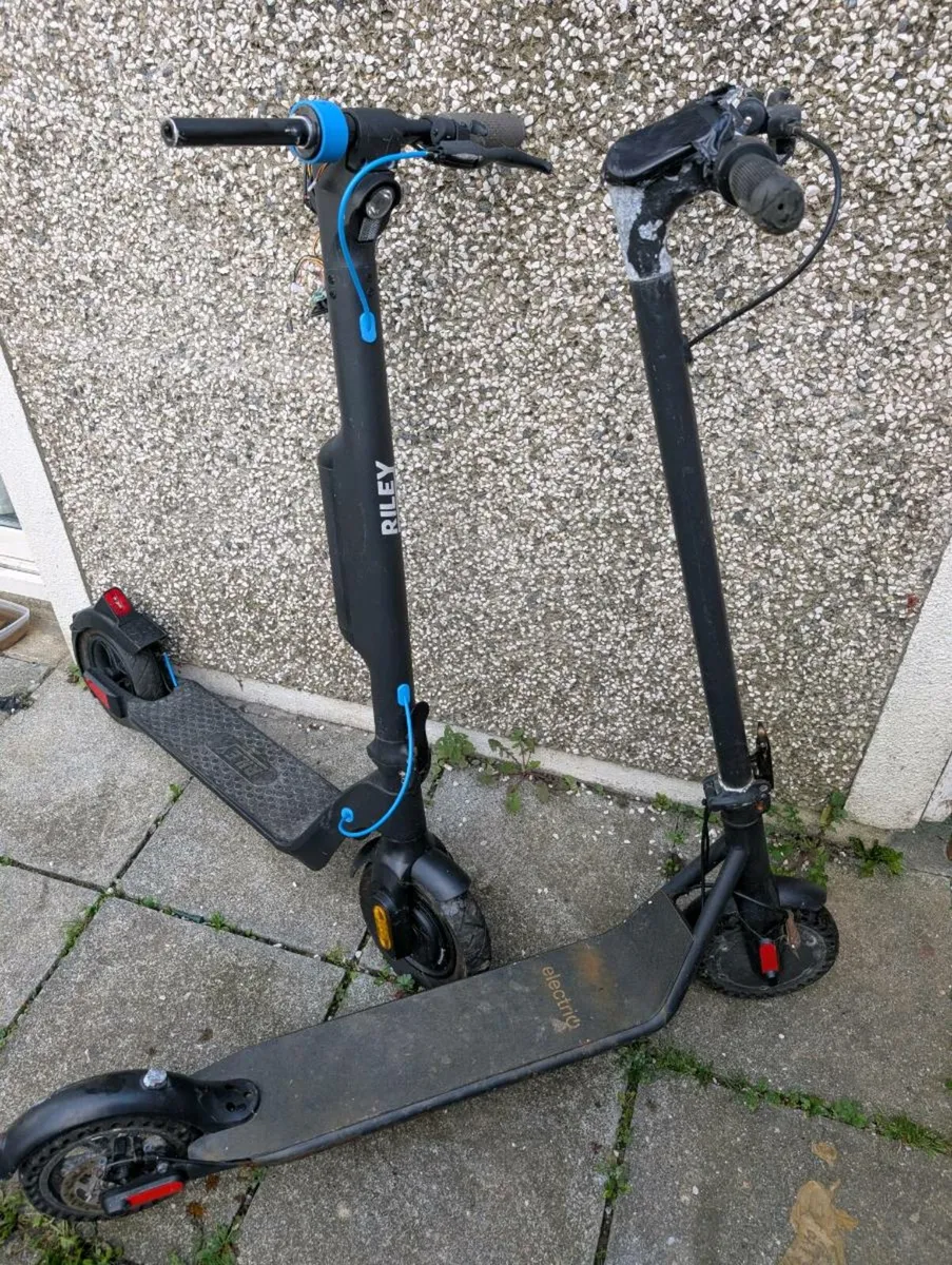 Two electric Scooters for parts or repair - Image 1
