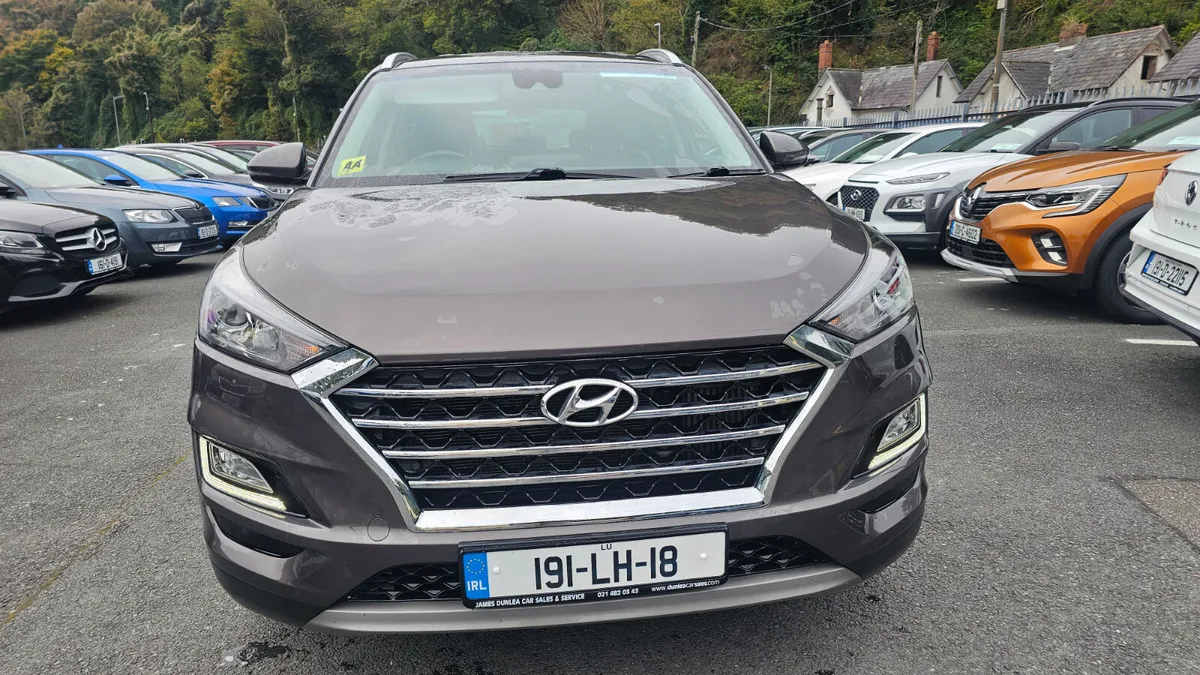 Hyundai Tucson 2019 2WD Executive Plus ONLY 66K KM - Image 3