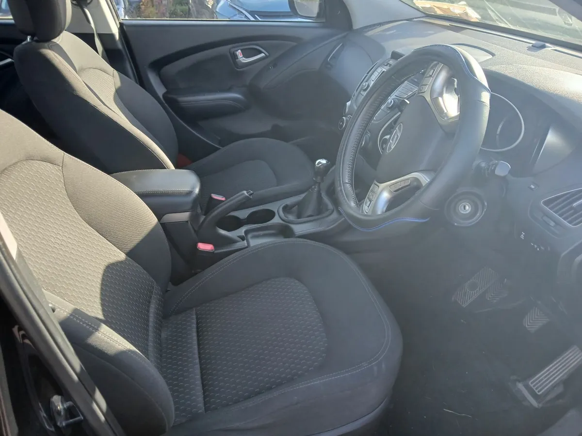 Hyundai ix35 2012 4WD - Image 2