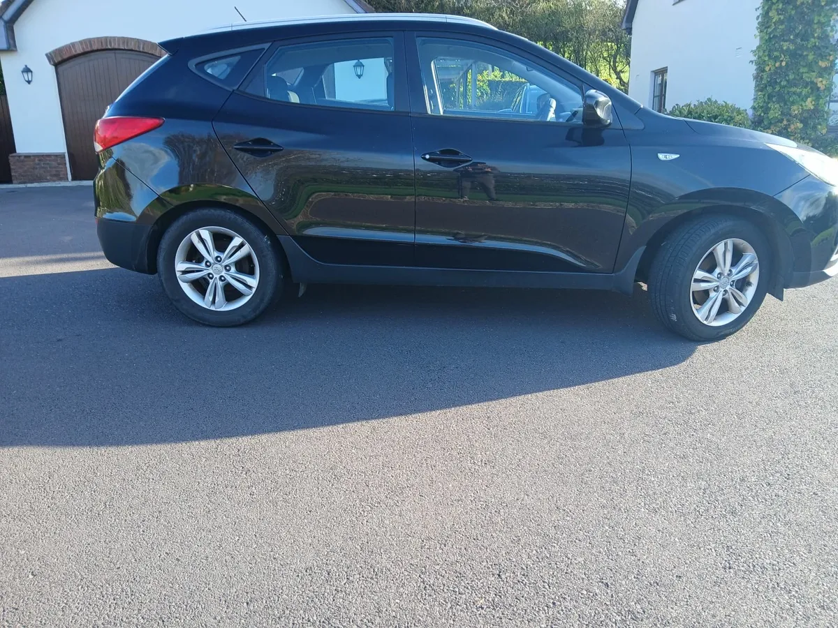 Hyundai ix35 2012 4WD - Image 3