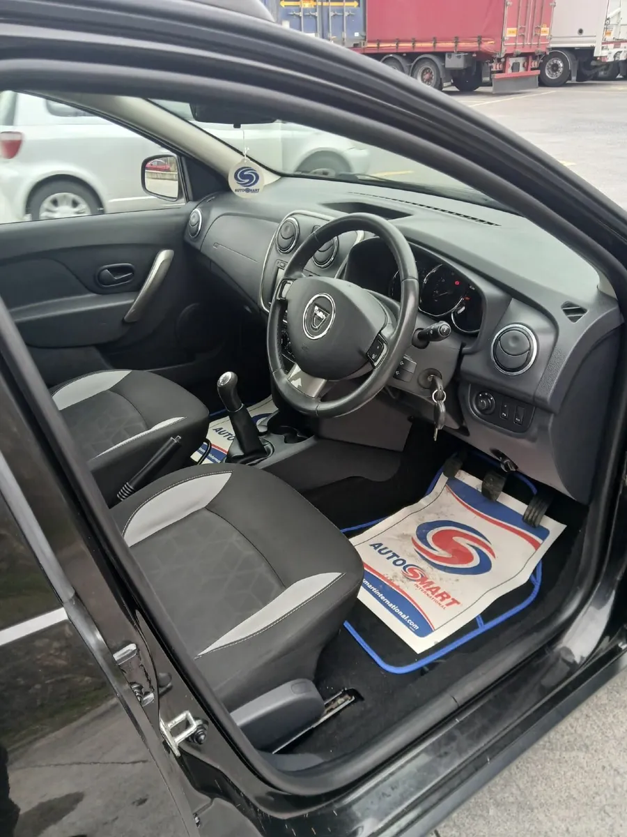 Dacia Sandero Stepway 2013 - Image 2