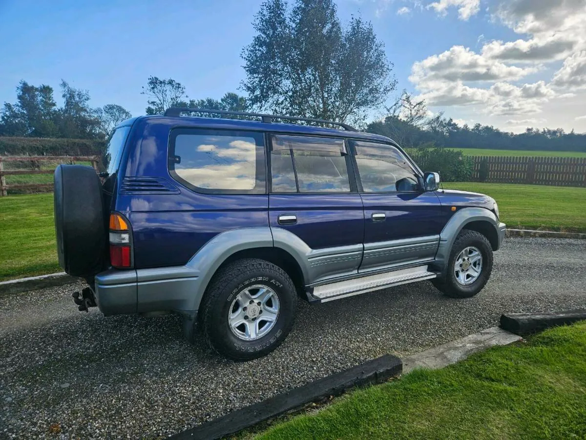 TOYOTA LANDCRUISER PRADO - Image 4