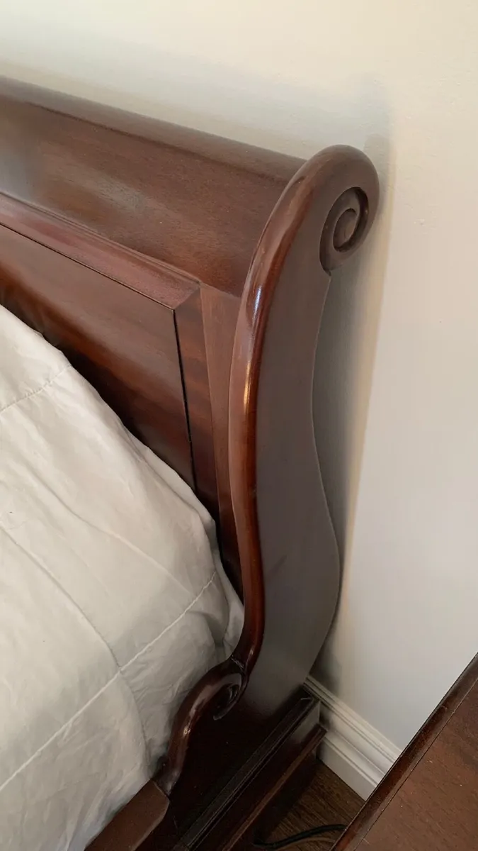 Mahogony Sleigh Bed - Super King Size - Image 3