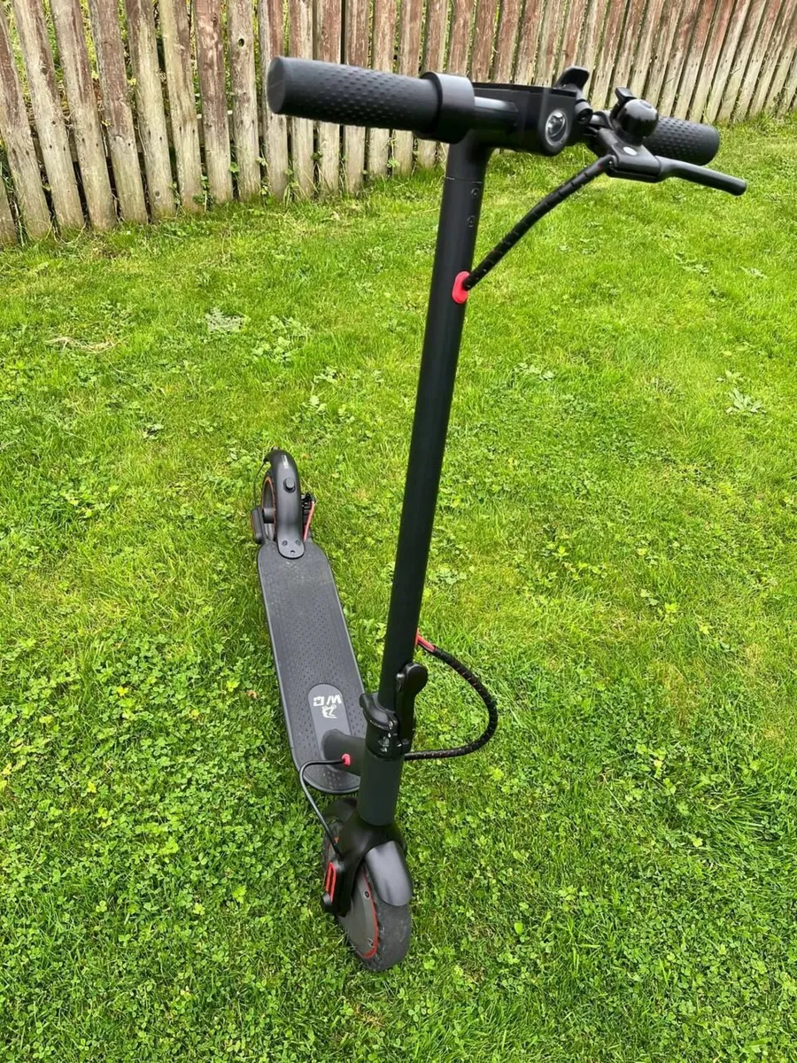 Electric scooter - Image 4