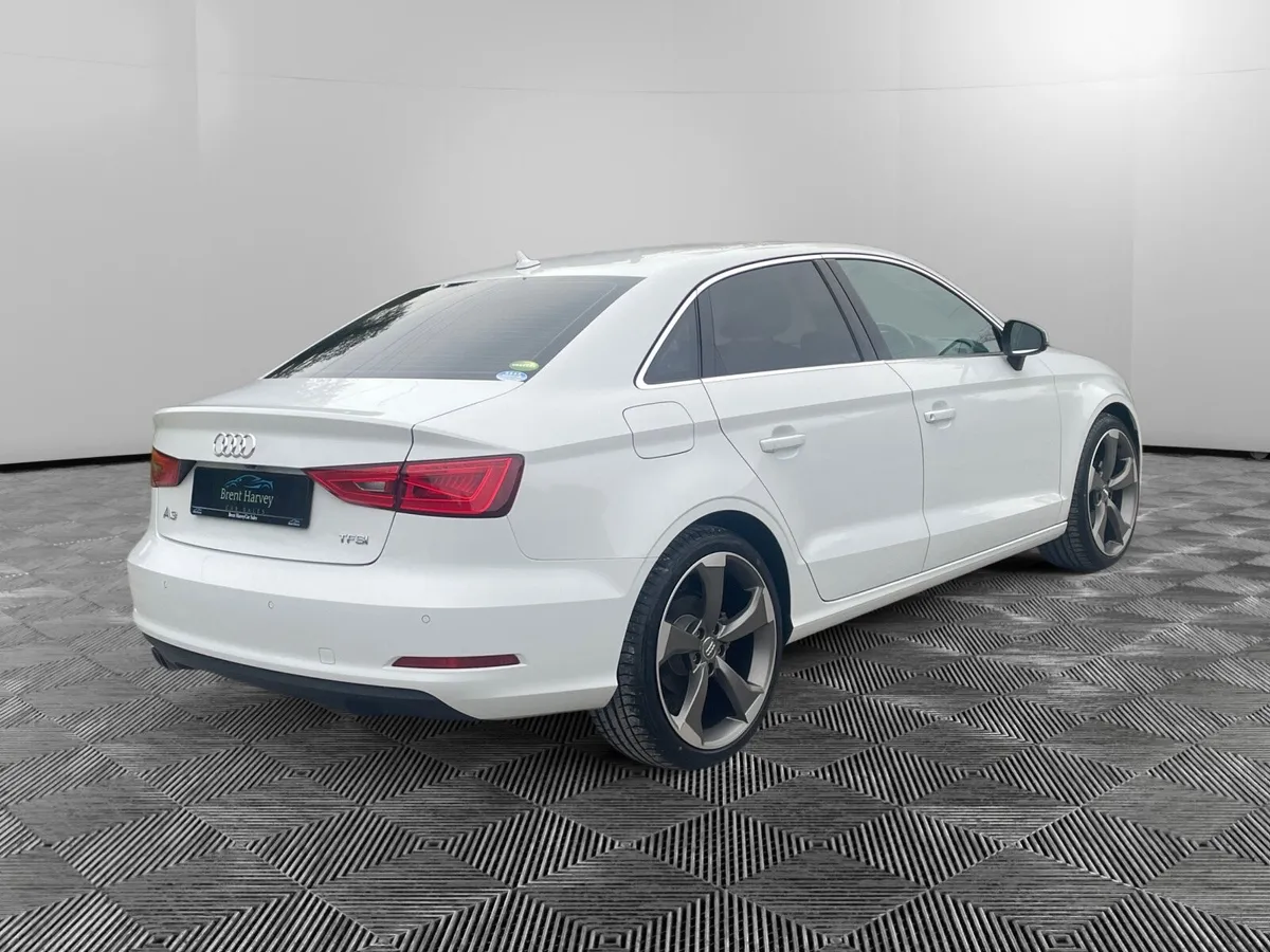 AUDI A3 - LEATHER - S-TRONIC - Image 4