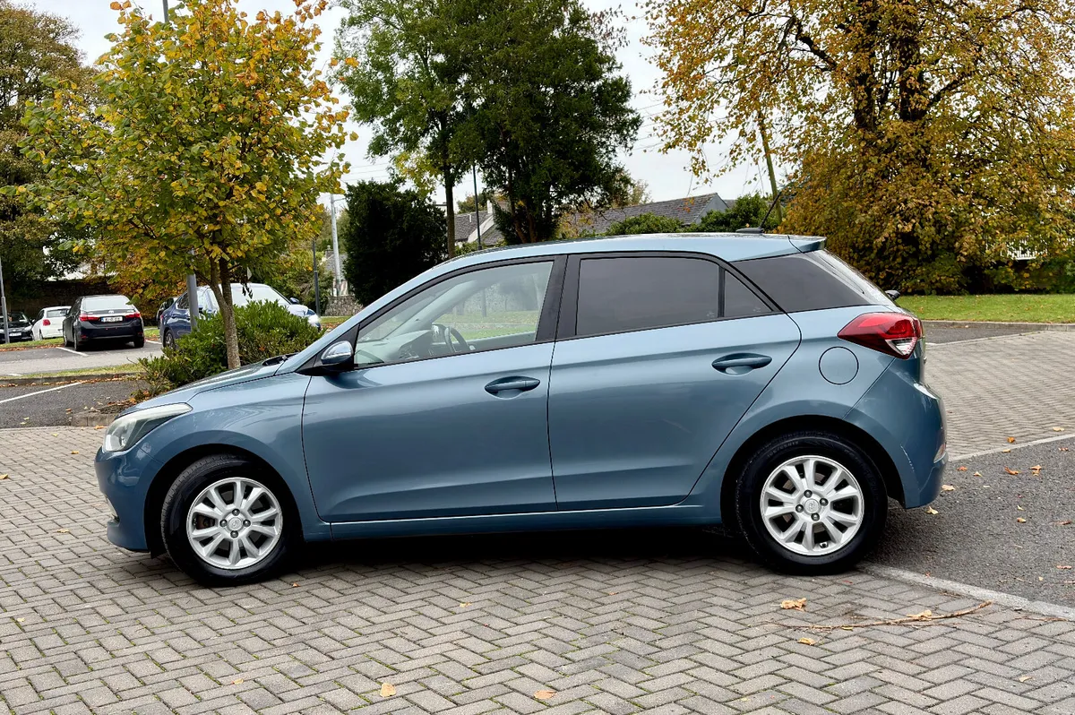 Hyundai i20 2017 1.4 CDRi new nct 6/27 tax 11/25 - Image 4