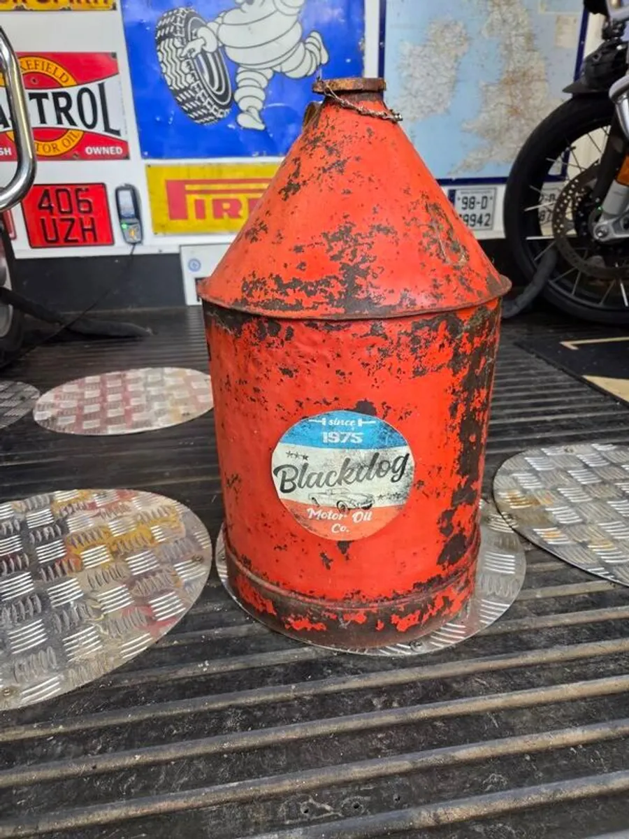 Oil drum Black Dog - Image 1