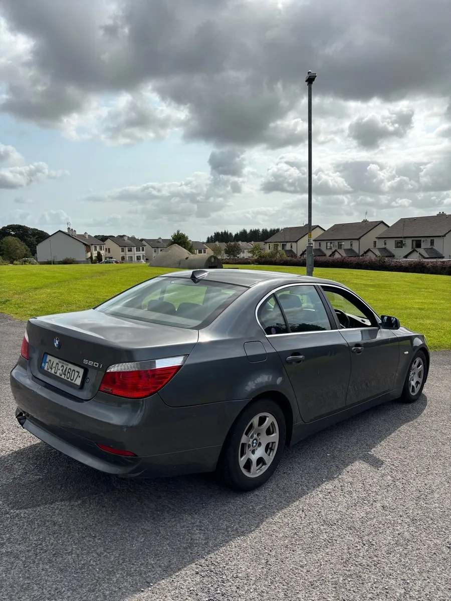 BMW 520i - Image 4