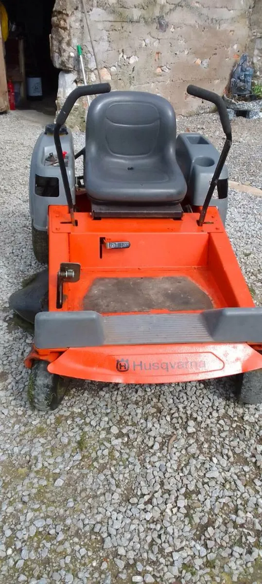 Husqvarna zero-turn - Image 3