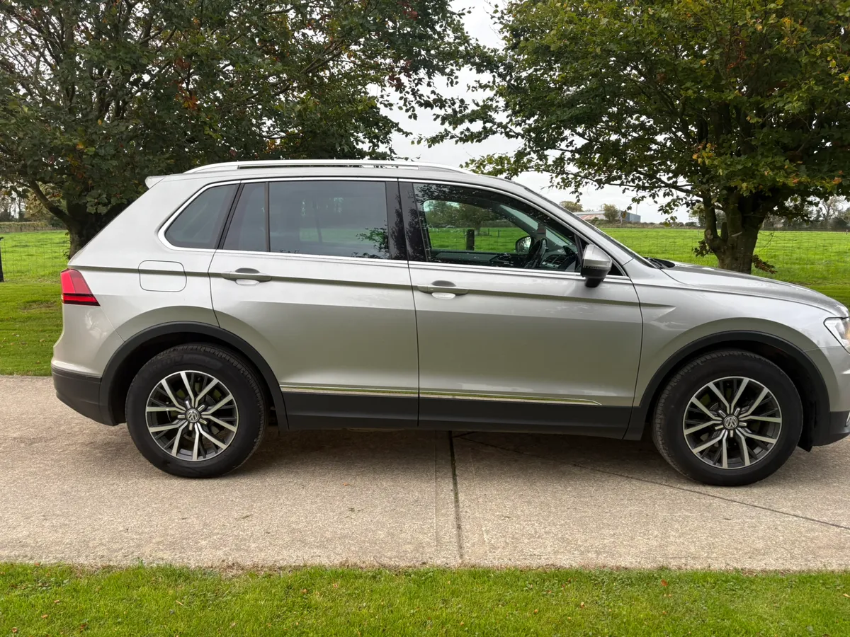 2017 Volkswagen Tiguan Comfortline 2.0 150 Bhp - Image 2